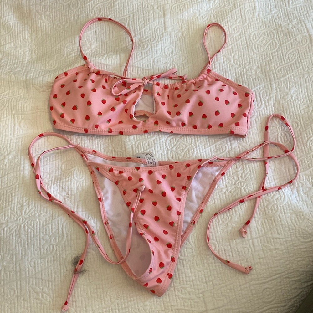 SHEIN pink strawberry bikini